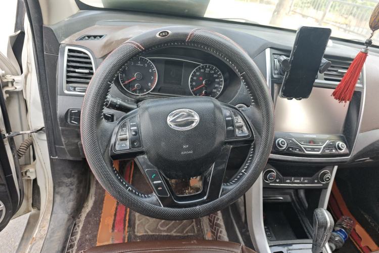 Used Land X5 2016 Plus 1.5T CVT Leading Edition Steering Wheel