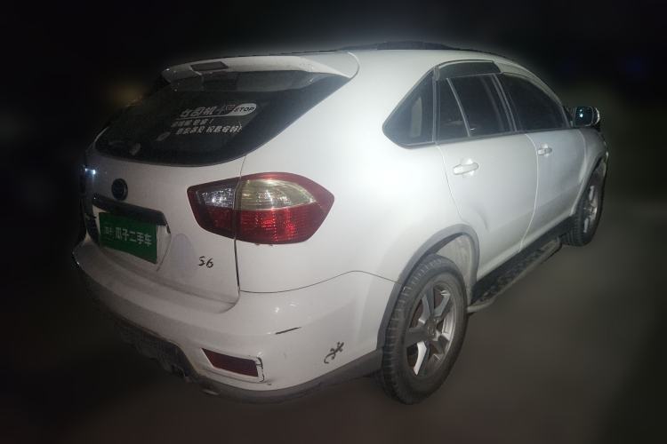 Used BYD S6 2014 2.0L Manual Luxury 5-Seater
