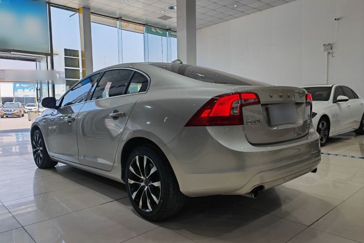 Used Volvo S60 2018 S60L T3 Smart Progress Edition Exterior 3