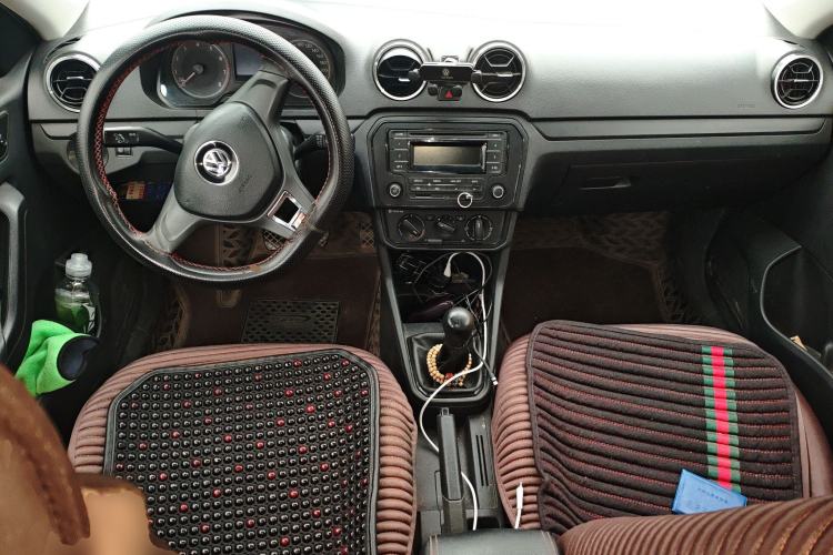 Used Volkswagen Jetta 2017 1.5L Manual Fashion Edition
