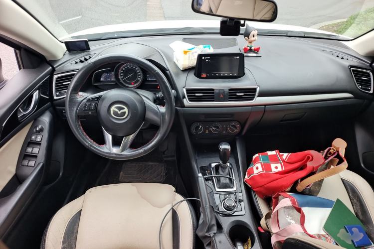 Used Mazda Mazda 3 Axela 2014 Sedan 1.5L Automatic Comfort Model