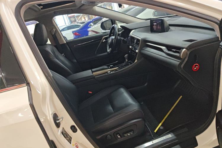 Used Lexus RX 2016 300 Two-Wheel Drive Comfort Edition China V Standard Right Front Seat