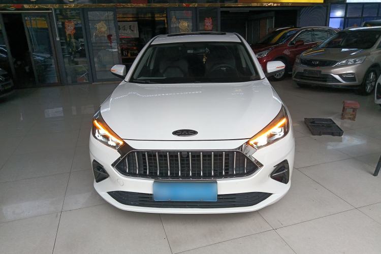 Used JAC Group J7 2020 1.5T CVT Elite Model Front