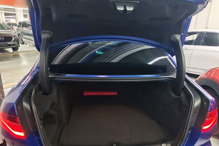 Used Jaguar XEL 2020 2.0T 200PS R-DYNAMIC Youth Sports Edition
