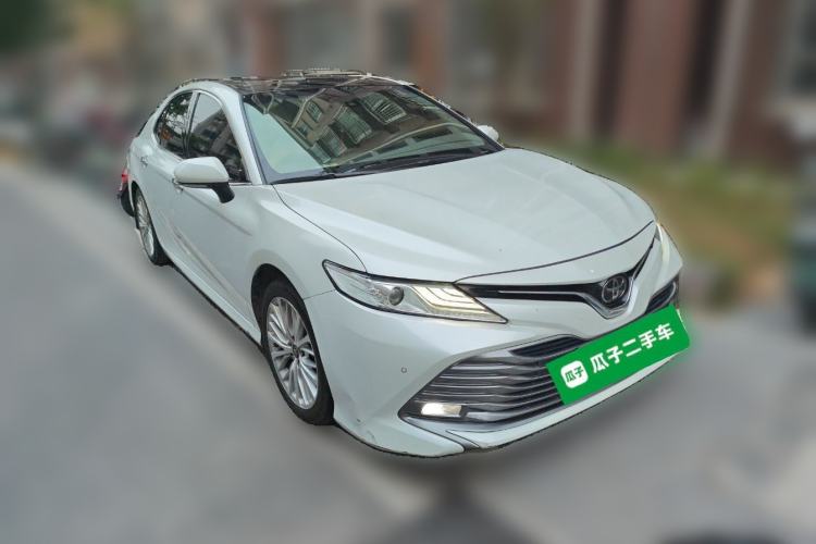 Used Toyota Camry 2019 Revised Version 2.5G Luxury Edition Front Right 45 Deg
