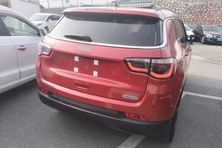 Used Jeep Compass 2017 200T Automatic Family Edition
