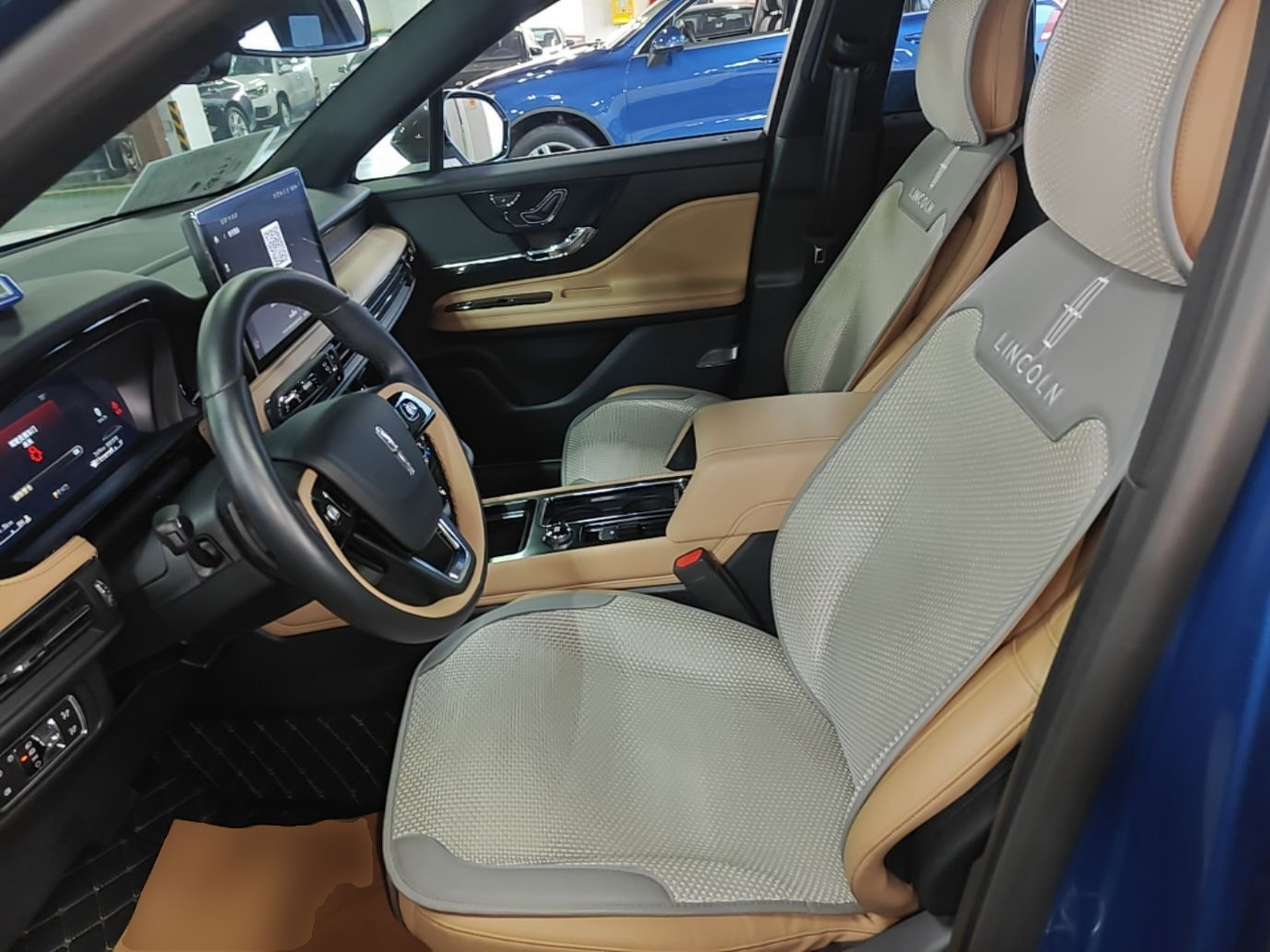 Interior delantero