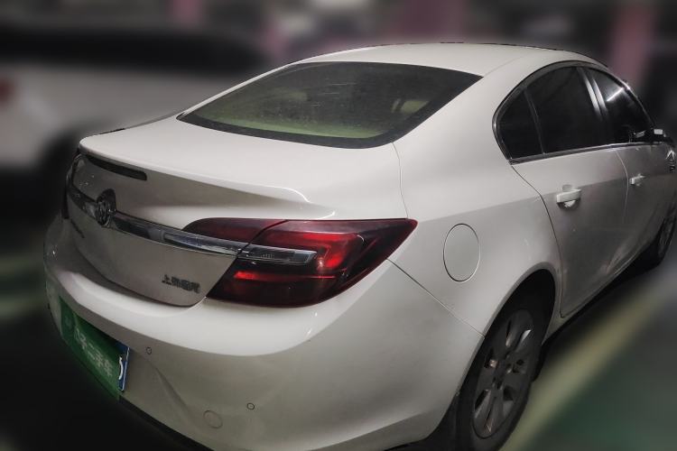 Used Buick Regal 2014 2.0L Leading Fashion Edition Rear Right 45 Deg
