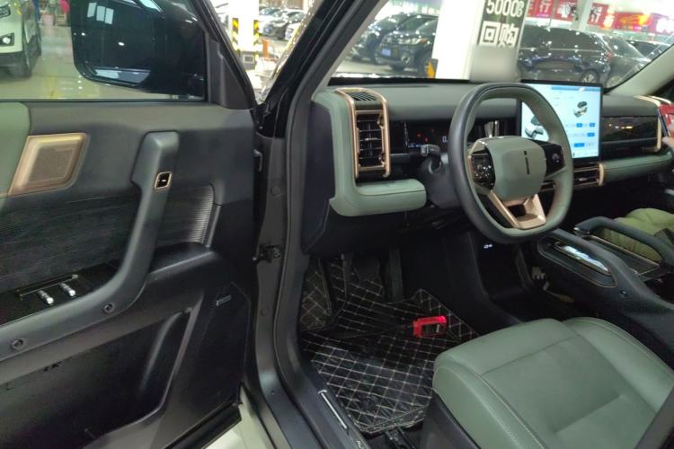 Used iCAR 03 2024 501km Two-Wheel Drive Long-Range Version Driver Seat