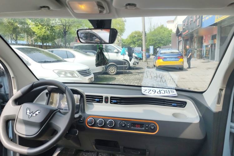 Used Wuling Hongguang MINIEV 2021 Macaron Fashion Model Lithium Iron Phosphate
