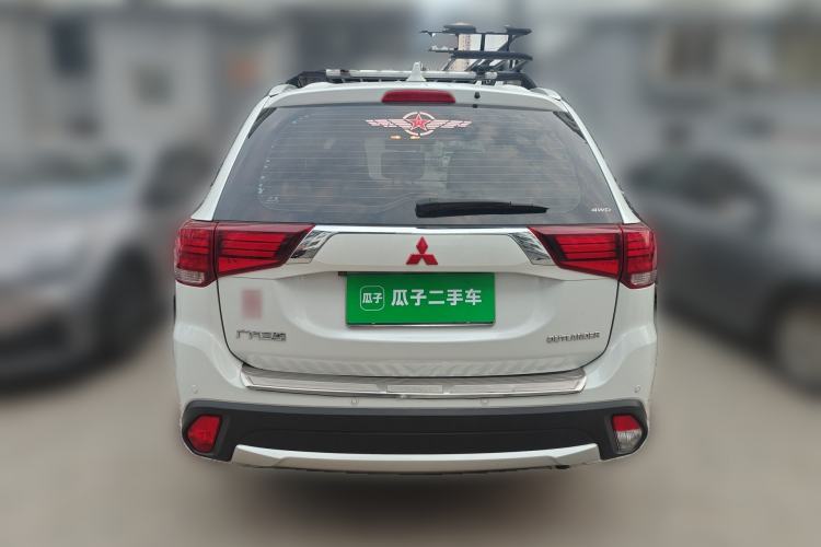 Used Mitsubishi Outlander 2018 2.4L 4x4 Prestige Edition 7 Seats Rear