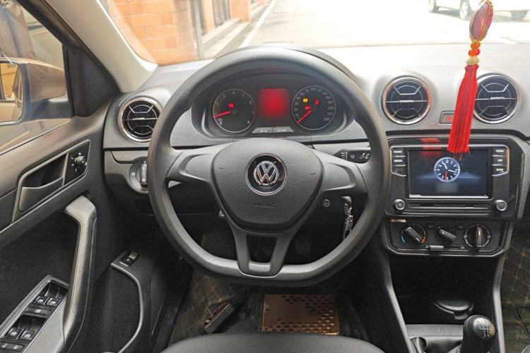 Used Volkswagen Jetta 2019 Dream Edition 1.5L Manual Fashion Version
