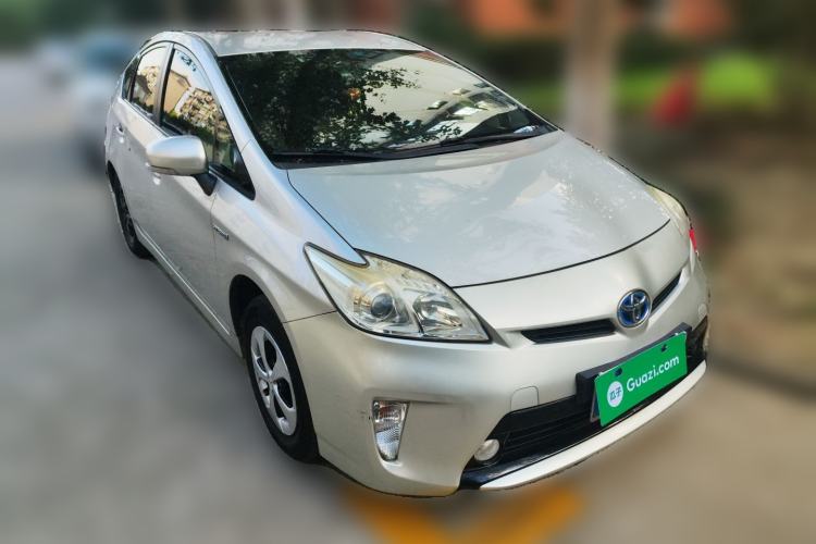 Used Toyota Prius 2012 1.8L Luxury Edition Front Right 45 Deg