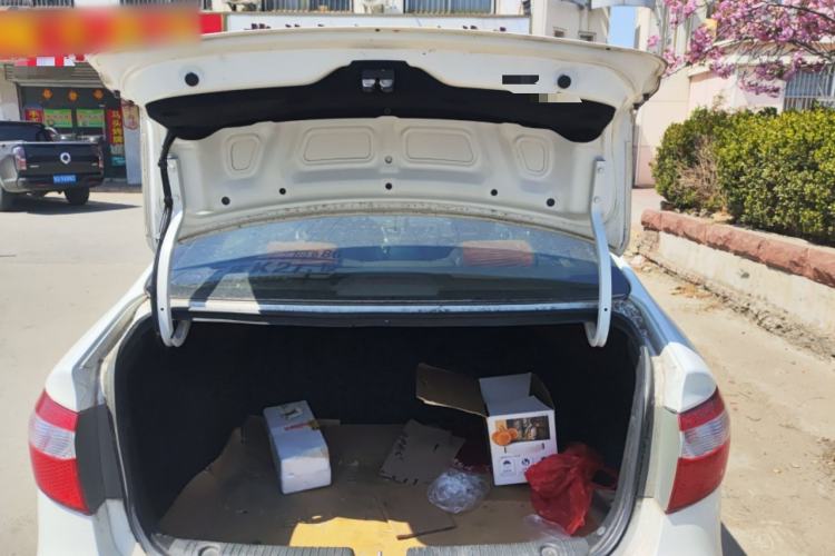 Used Kia K2 2012 Sedan 1.4L MT GLS Commemorative Edition