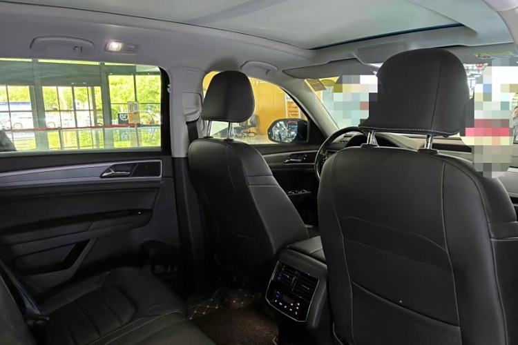 Used Volkswagen Teramont 2017 330TSI Two-Wheel-Drive Luxury Edition