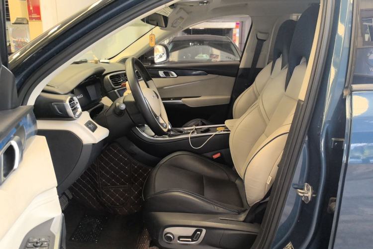 Used Lynk & Co 01 2017 2.0T Two-Wheel Drive Zhaopu Version Left Front Seat