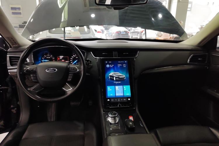 Used Ford Taurus 2019 EcoBoost 245 Comfort Edition Center Console