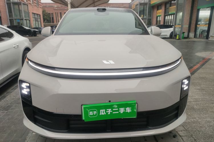 Used Li Auto L6 2025 Pro Smart Refresh Edition
