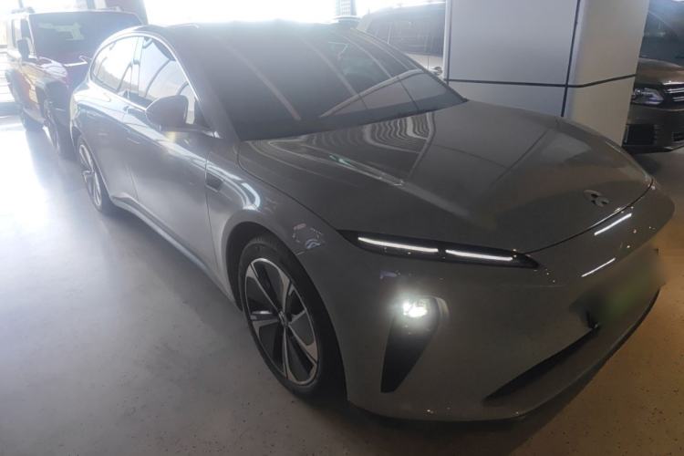 Used Nio ET5T 2024 75kWh Touring Front Right 45 Deg