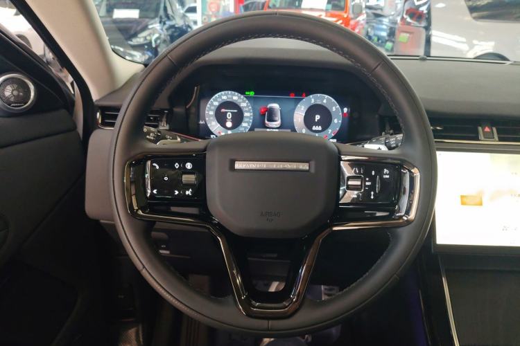 Used Land Rover Range Rover Evoque 2024 Aurora L 249 PS Prestige Light-Chasing Edition
