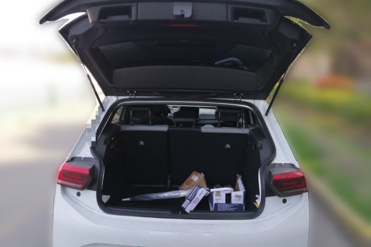 Used Volkswagen ID.3 2025 Smart Edition Ultra-Intelligent Oxygen Version Trunk