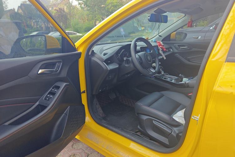 Used MG 5 2021 180 DVVT CVT Youth Luxury Edition Driver Seat