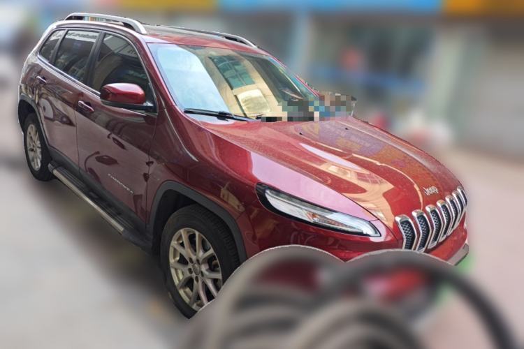 Used Jeep Cherokee 2016 2.0L Superior Edition