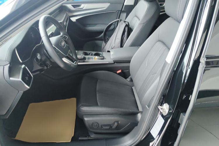 Used Audi A6 2024 allroad quattro 55 TFSI Prestige Off-Road Model