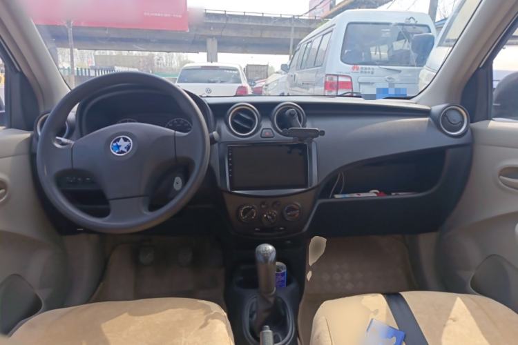 Used Venucia R30 2014 1.2L Manual Enjoyment Edition
