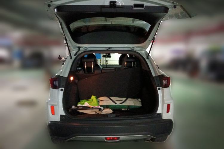 Used Honda XR-V 2015 1.8L VTi CVT Luxury Edition Trunk