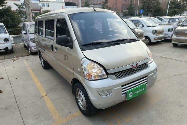 Used Wuling Rongguang 2021 1.5L Extended Standard Version with Air Conditioning – L3C Front Right 45 Deg
