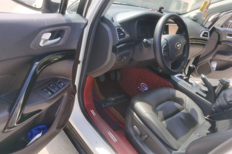 Used GAC Trumpchi GS4 2015 200T Manual Luxury Edition Driver Seat