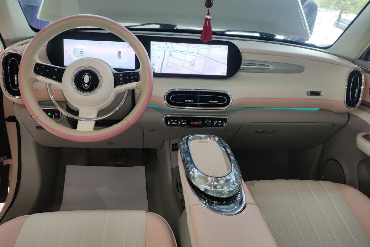 Used ORA Ballet Cat 2022 401 km Nutcracker Edition