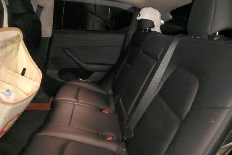 Used Tesla Model Y 2024 Rear-Wheel-Drive Version
