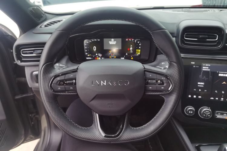 Used Lynk & Co 03 2022 2.0TD DCT GenioPlus
