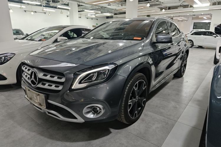 Used Mercedes-Benz GLA 2017 GLA 220 4MATIC Fashion Model