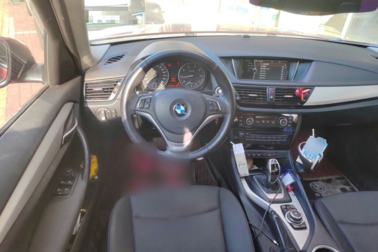 Used BMW X1 2014 sDrive18i Leading Model
