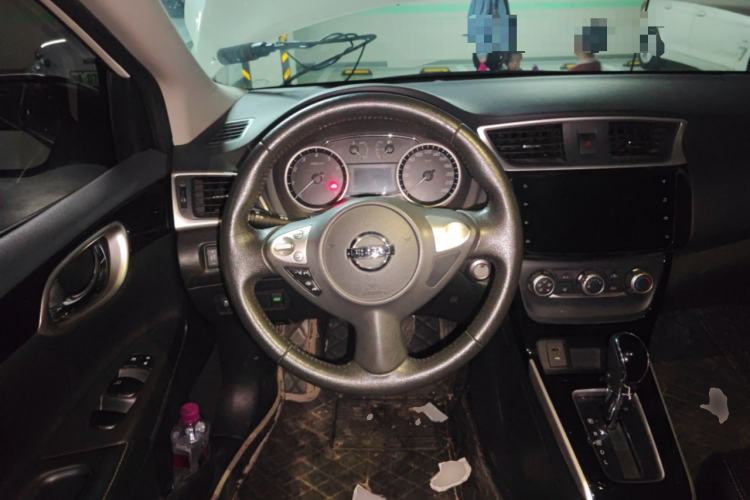 Used Nissan Sylphy 2019 1.6XV CVT Smart Connect Luxury Edition China V Standard Steering Wheel