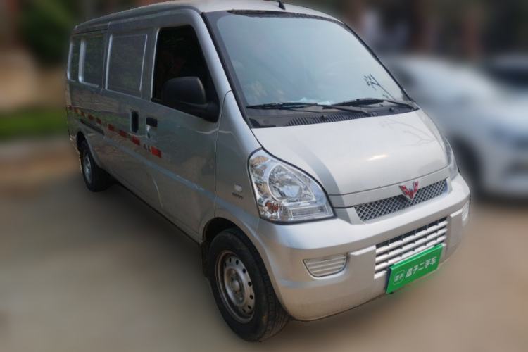 Used Wuling Rongguang 2019 1.5L Extended-Body Van Base Model with 2 Seats Front Right 45 Deg