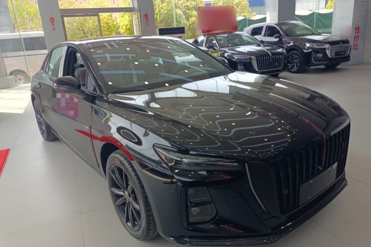 Used Hongqi H5 2025 Model 2.0T Automatic Xuan Ying 2 Million Units Commemorative Edition