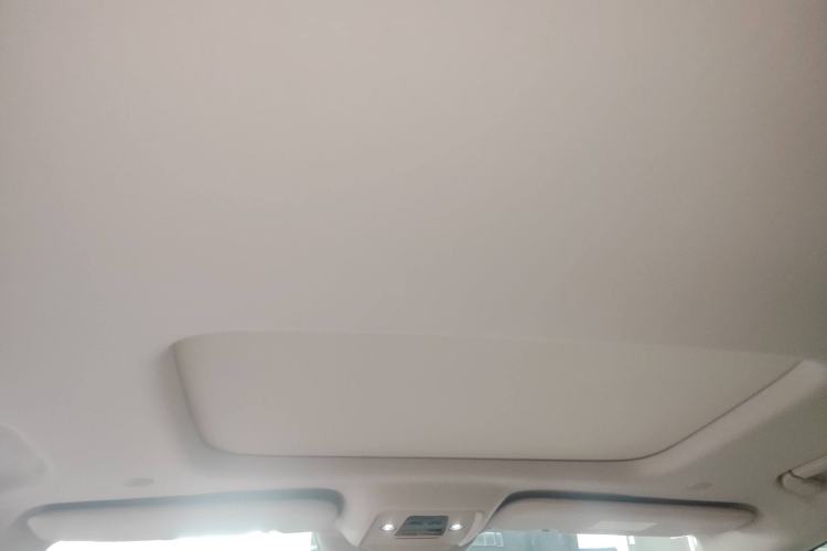 Used Denza D9 2022 DM-i 1040 Prestige Model