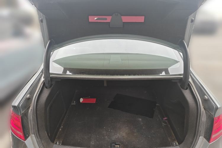 Used Audi A4L 2010 2.0 TFSI Standard Edition Trunk