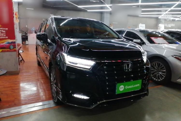 Used Honda Elysion 2022 2.0L eHEV Luxury First Edition
