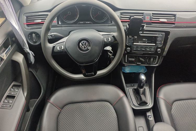 Used Volkswagen Santana 2018 Haval H9 1.5L Automatic Comfort Edition Steering Wheel