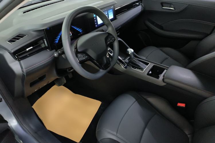 Used Roewe i5 2023 1.5L CVT Luxury Edition