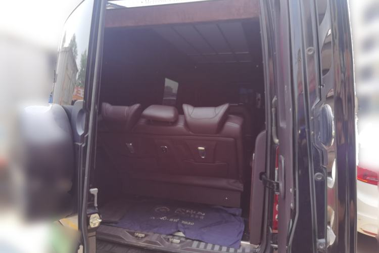 Used Mercedes-Benz Sprinter  Trunk