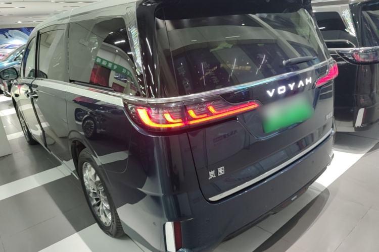 Used VOYAH Dream 2025 EV Four-Wheel-Drive Flagship Qiankun Version