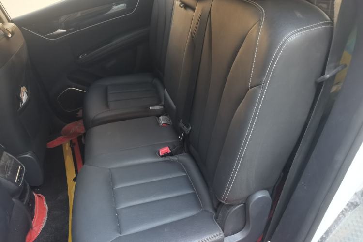 Used BYD Song MAX 2017 1.5T Automatic Smart Connect Luxury 7-Seater Left Rear Seat