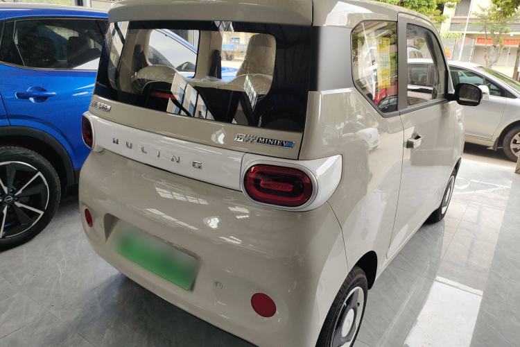 Used Wuling Hongguang MINIEV 2024 3rd Generation 215km Youth Edition