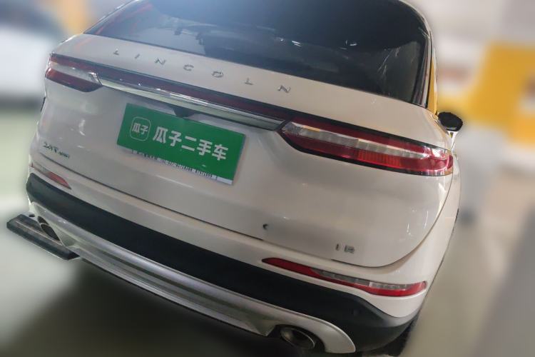 Used Lincoln Corsair 2020 2.0T Two-Wheel Drive Luxury Edition Rear Right 45 Deg